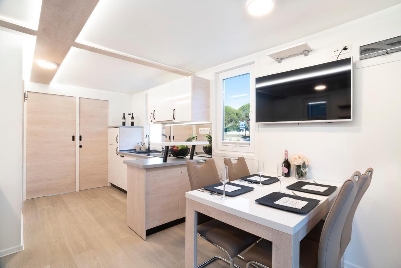 The Sea Lodges Portoroz - Bootshaus Floating Sea House Ngoại thất bức ảnh