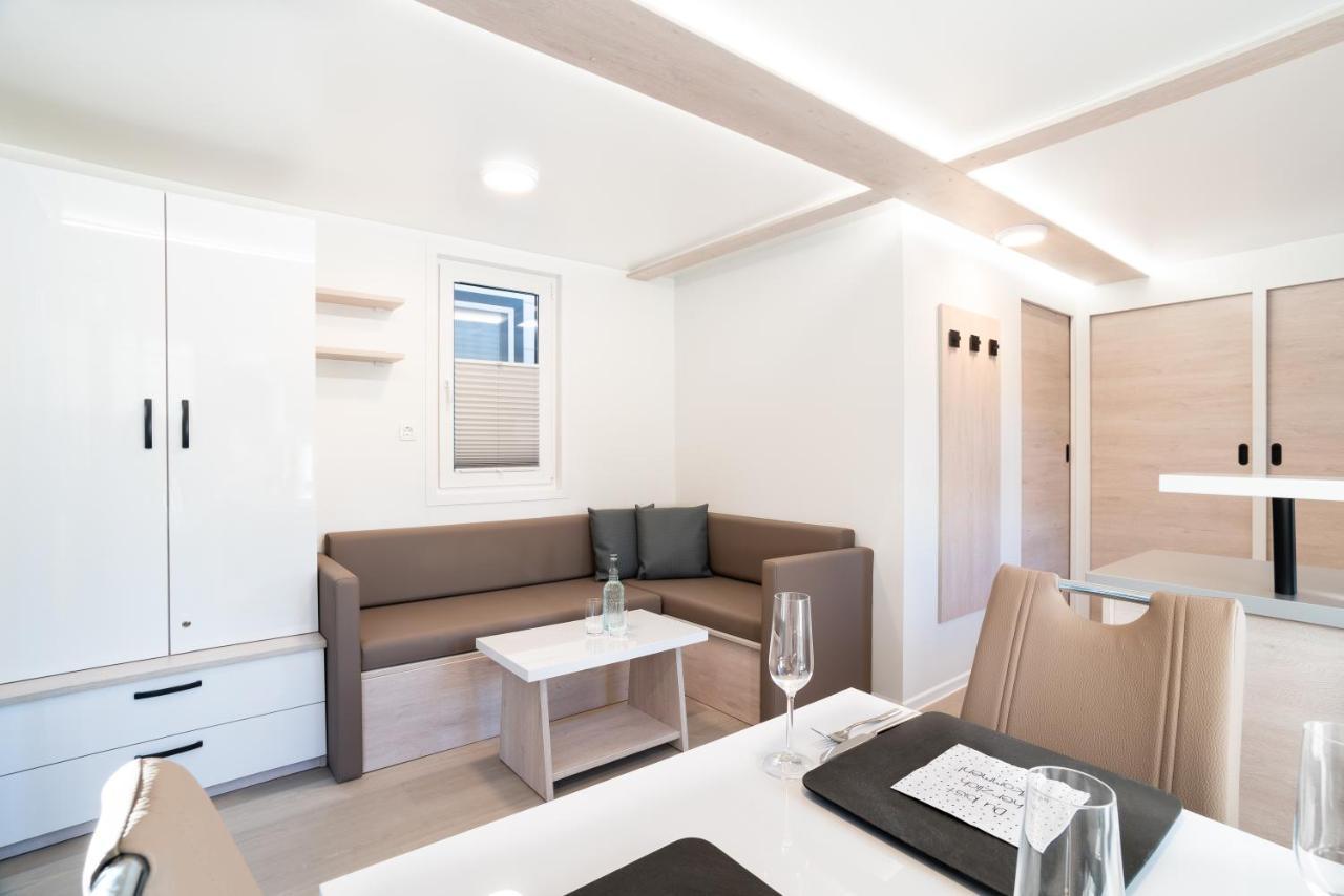 The Sea Lodges Portoroz - Bootshaus Floating Sea House Ngoại thất bức ảnh