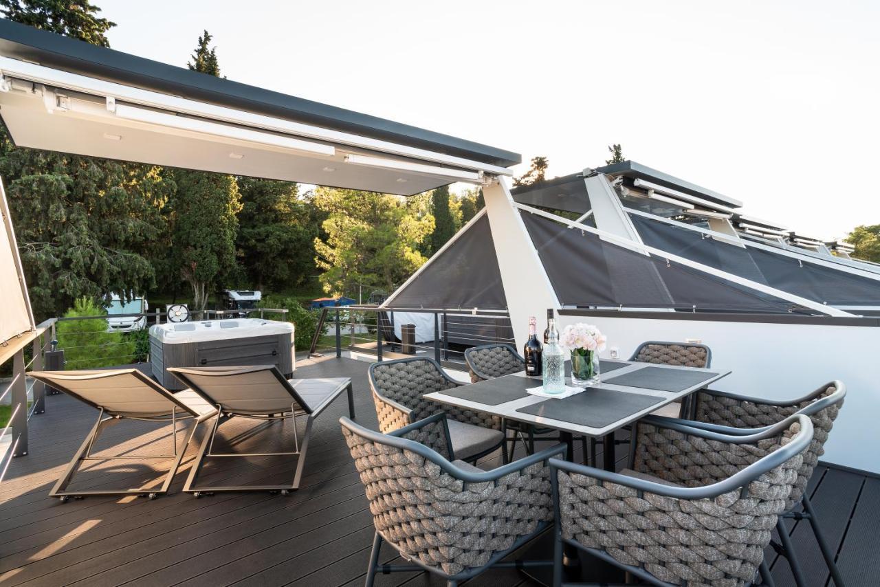 The Sea Lodges Portoroz - Bootshaus Floating Sea House Ngoại thất bức ảnh